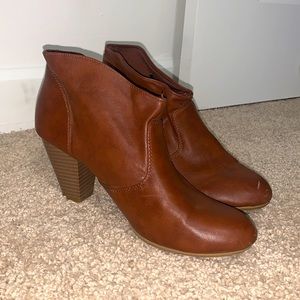 American Eagle Booties